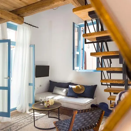 Blue Jasmine 3*