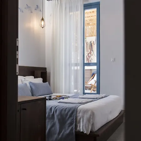 Ξενοδοχείο με διαμερίσματα Blue Jasmine 4*