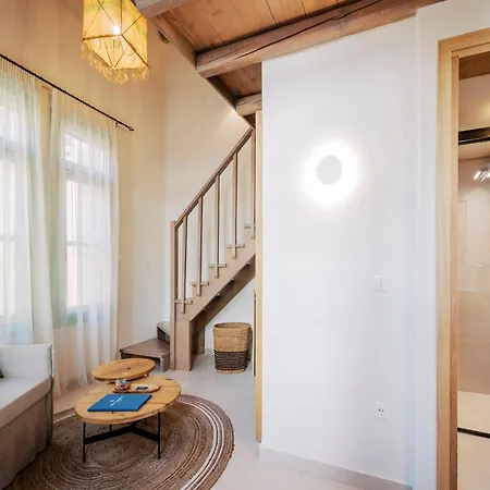 Blue Jasmine Aparthotel