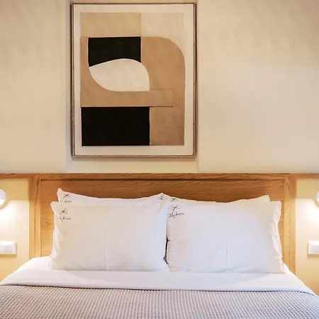 Aparthotel Blue Jasmine 4*