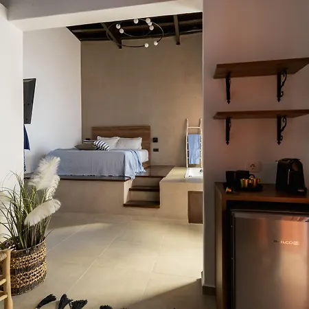 Blue Jasmine Aparthotel