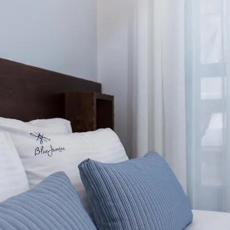 Ξενοδοχείο με διαμερίσματα Blue Jasmine 4*